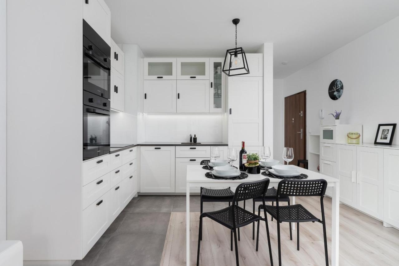 Krowodrza Apartment Premium With Balcony By Renters Prestige Krakau Exterior foto