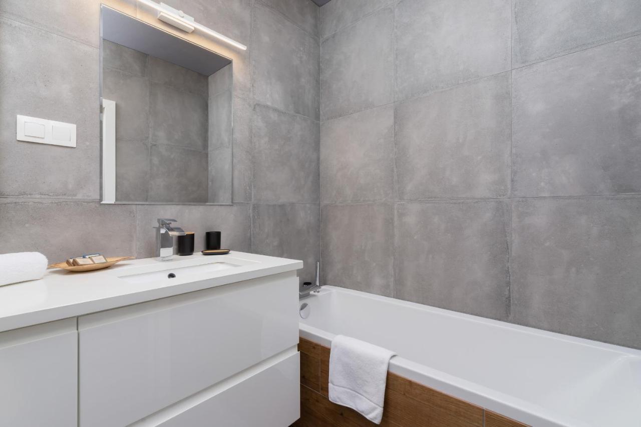 Krowodrza Apartment Premium With Balcony By Renters Prestige Krakau Exterior foto
